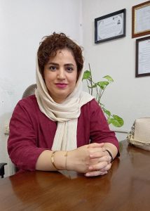 ماندانا پورسعید روانشناس و درمانگر